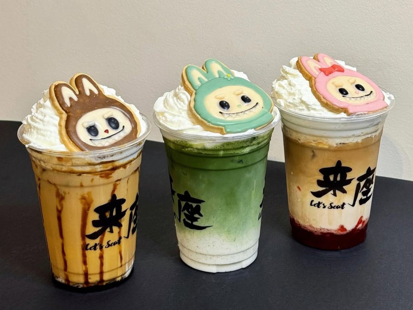 La oferta incluye frappés y bebidas veraniegas de mango, chocolate, melón, frutos rojos y matcha La oferta incluye frappés y bebidas veraniegas de mango, chocolate, melón, frutos rojos y matcha