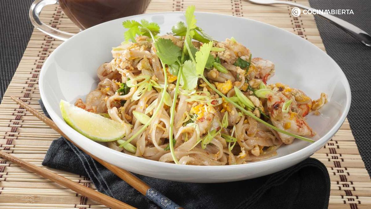 Aprende a preparar pad thai, el plato más famoso de Tailandia