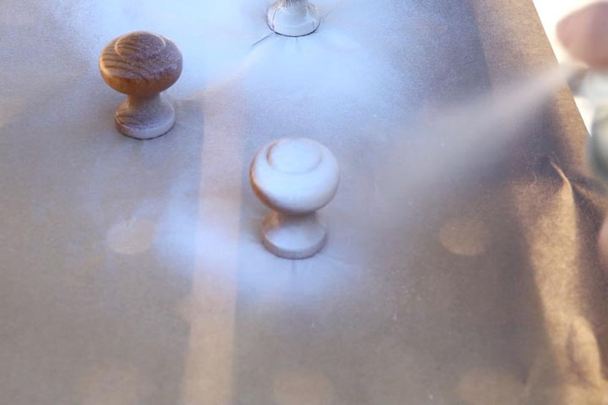 Renovar una mesita de madera paso 5