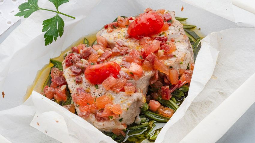 Bonito al papillote, receta de Joseba Arguiñano