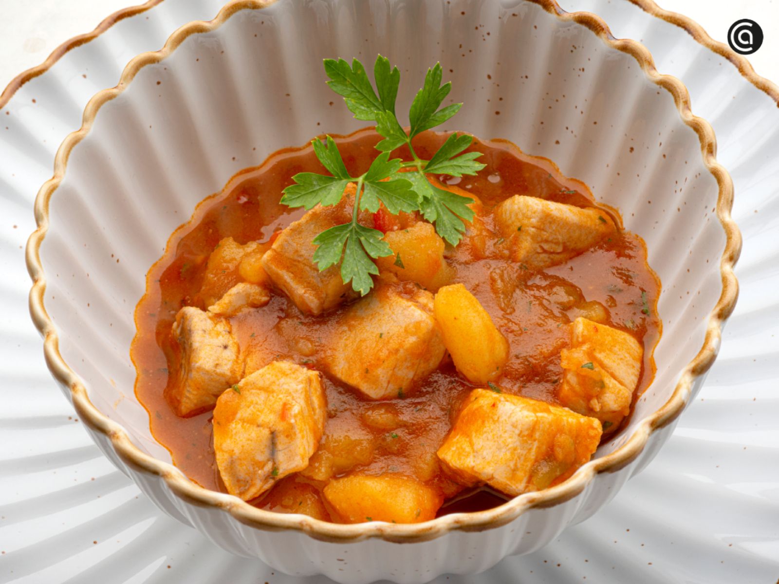 La receta se puede adaptar según los gustos, como este marmitako con toque picante.