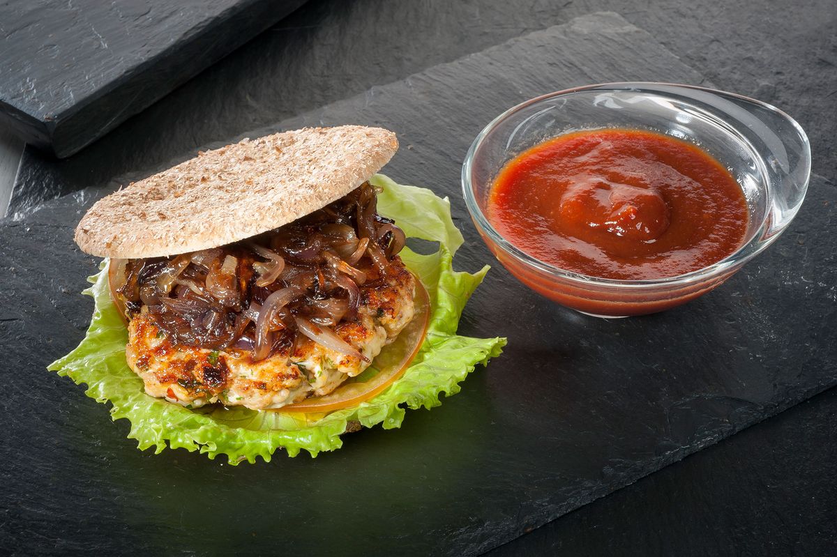 CABI0084 Josetxo Hamburguesa de pollo con ketchup casero xl