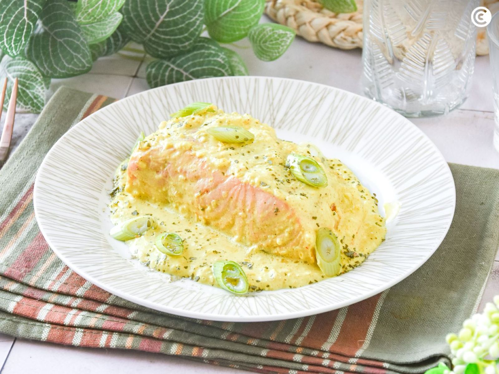 Salmón al curry