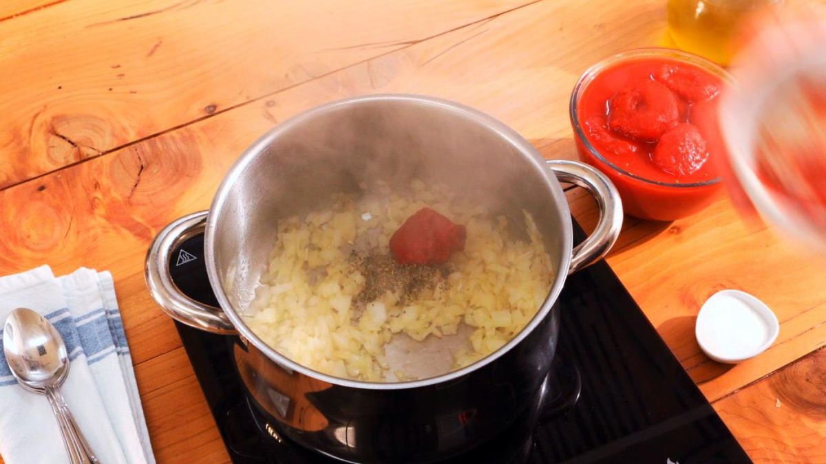 Cómo hacer salsa marinara   Paso 2