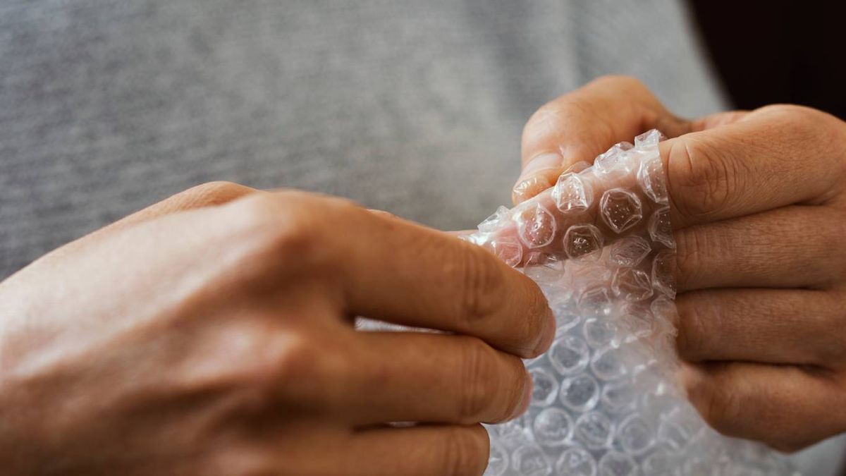 ¿Y por qué no deberías explotar el papel burbuja?