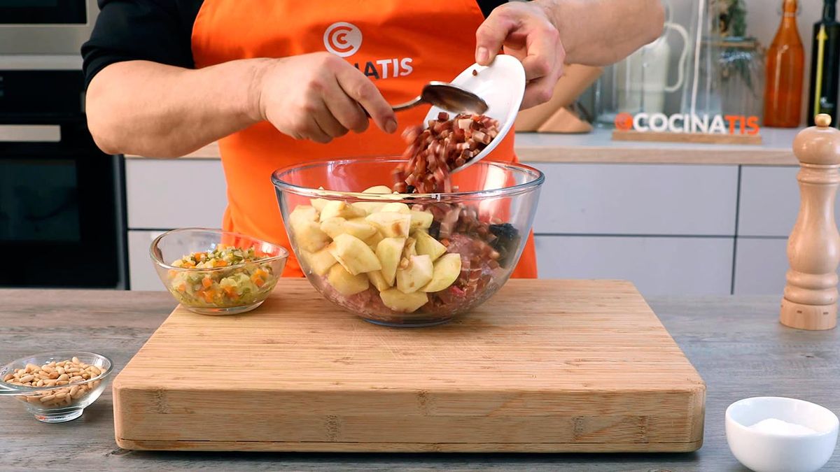 Receta de pavo relleno al horno  paso 3