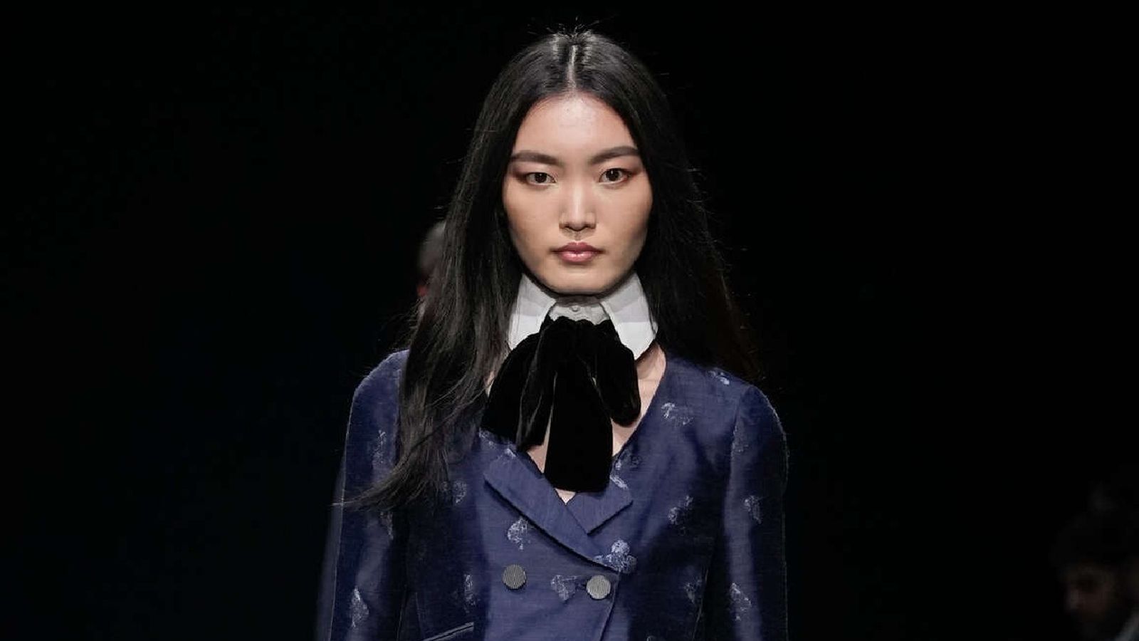 Desfile de Emporio Armani en la Semana de la Moda de Milán Desfile de Emporio Armani en la Semana de la Moda de Milán