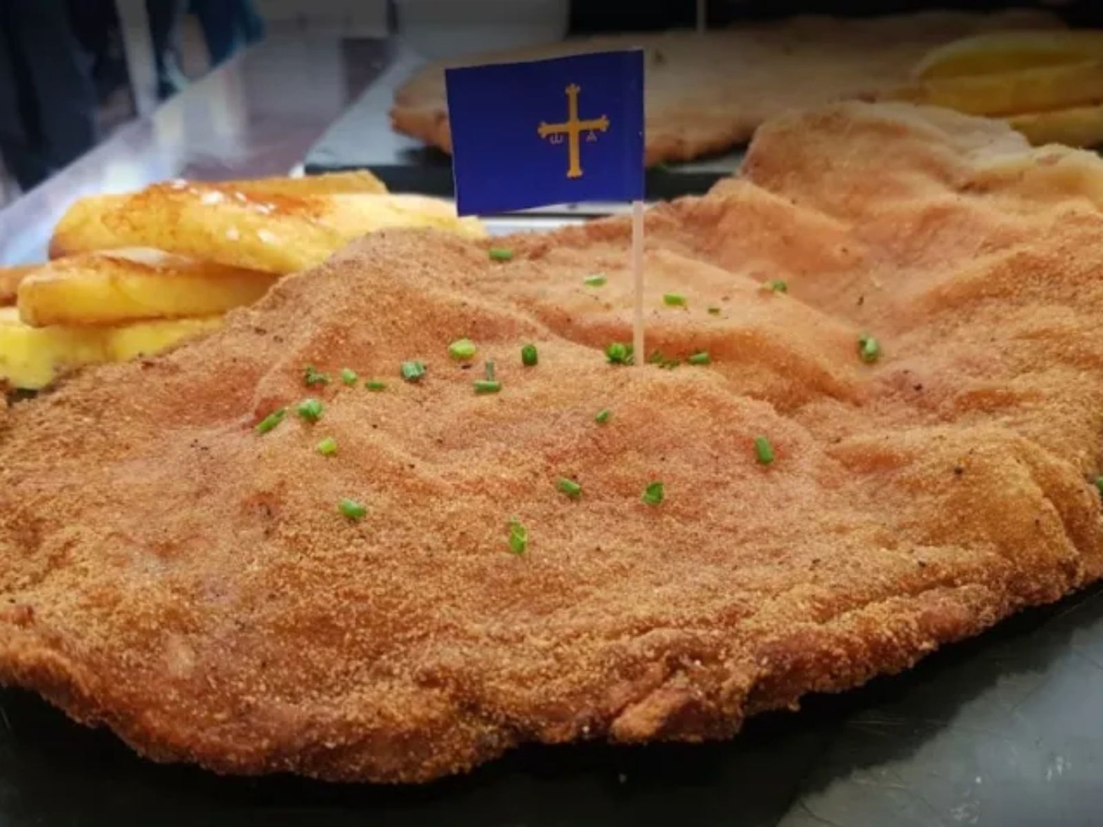 El restaurante asturiano ha sido tres veces ganador del premio al Mejor Cachopo de Cataluña.