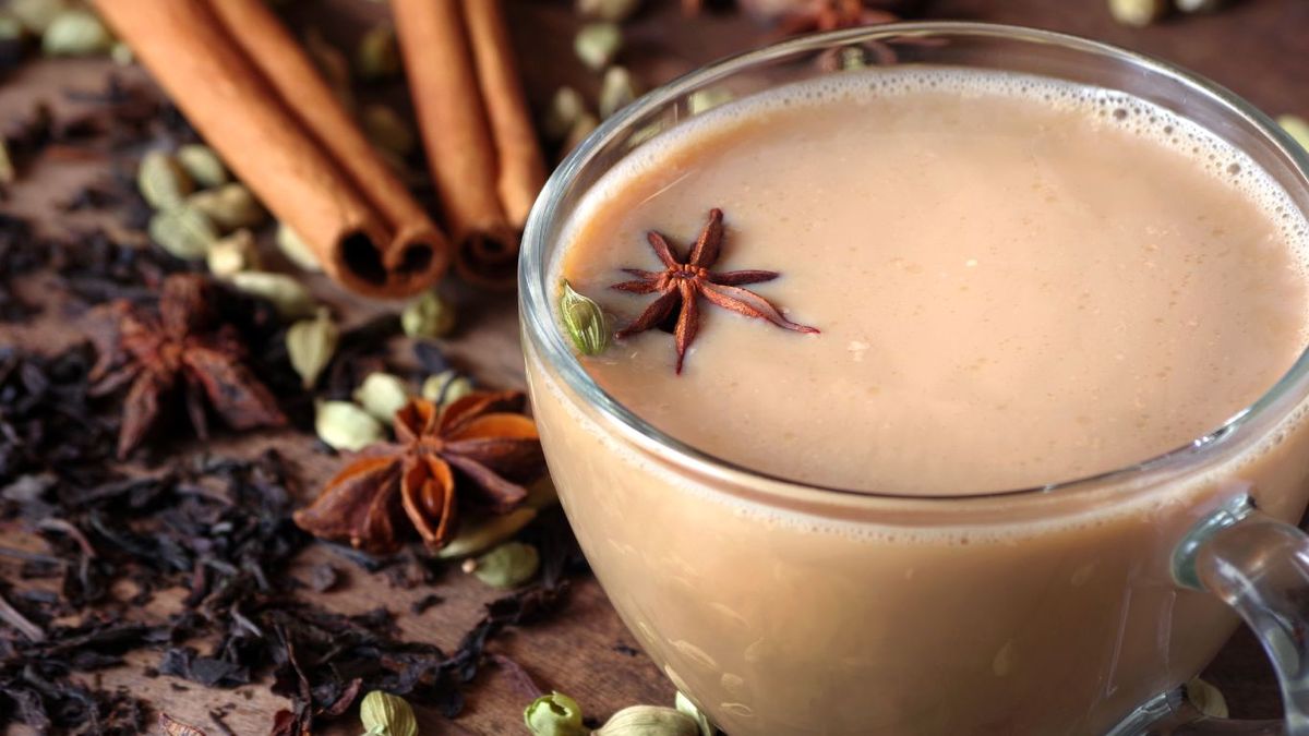 Té negro con leche y vainilla