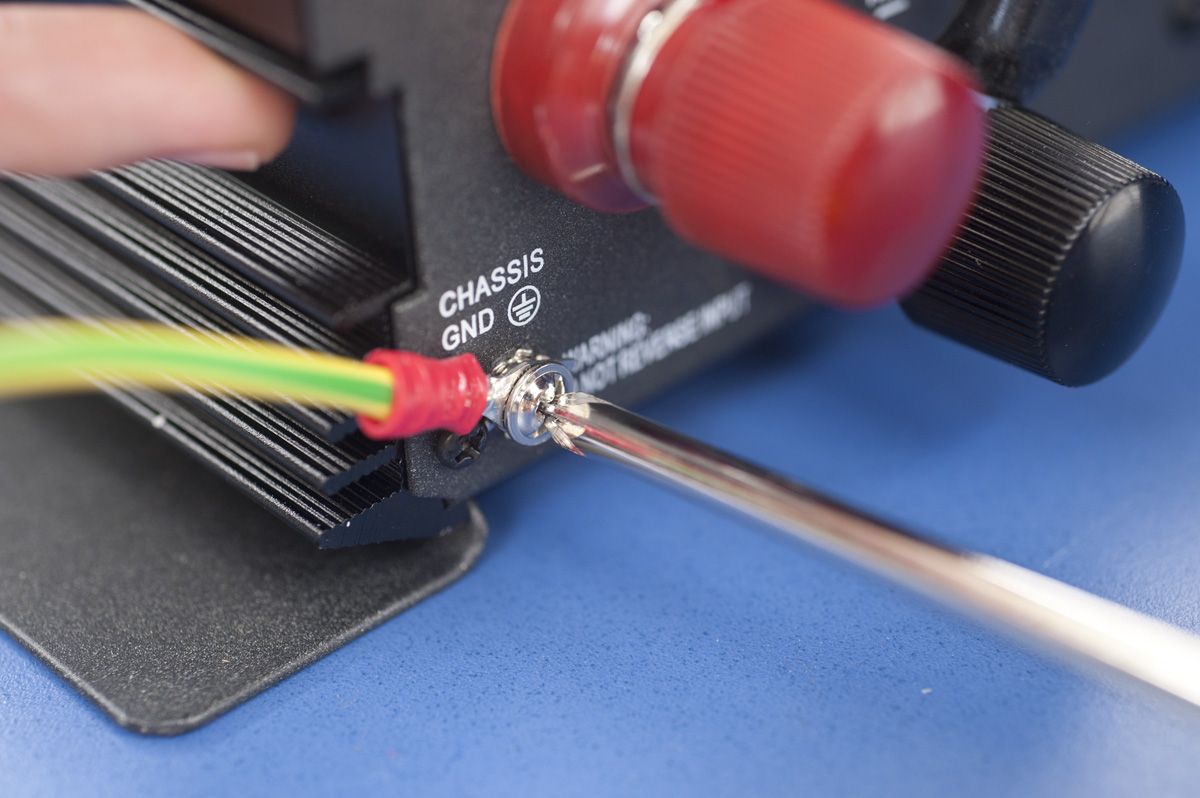 Bricomania 686 Transformador de corriente p4