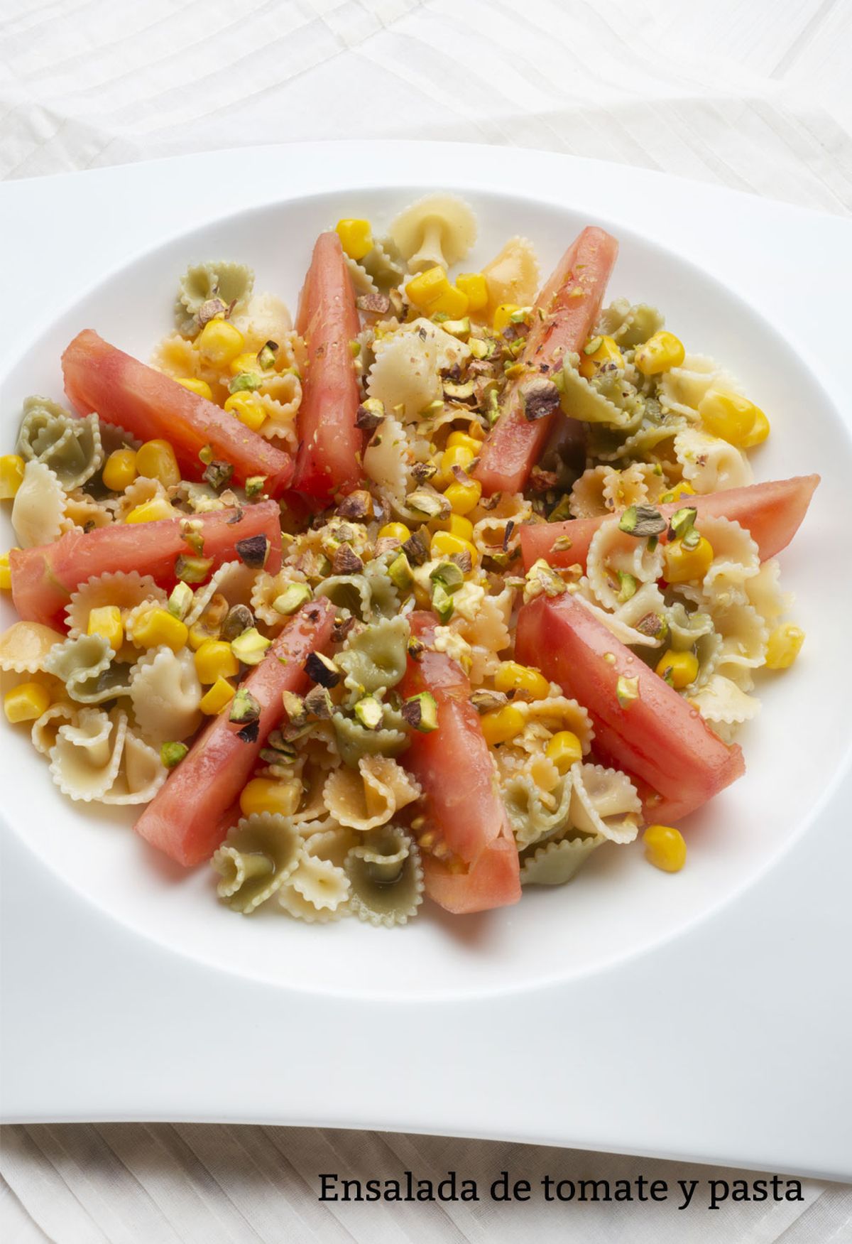 ensalada tomate pasta v