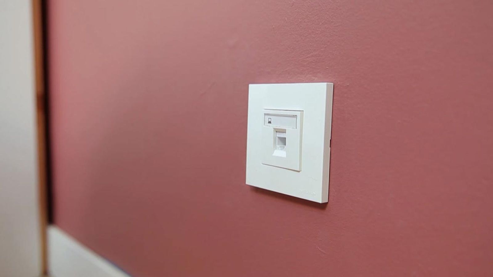 Cómo conectar una toma de red RJ45 paso 8 Cómo conectar una toma de red RJ45 paso 8