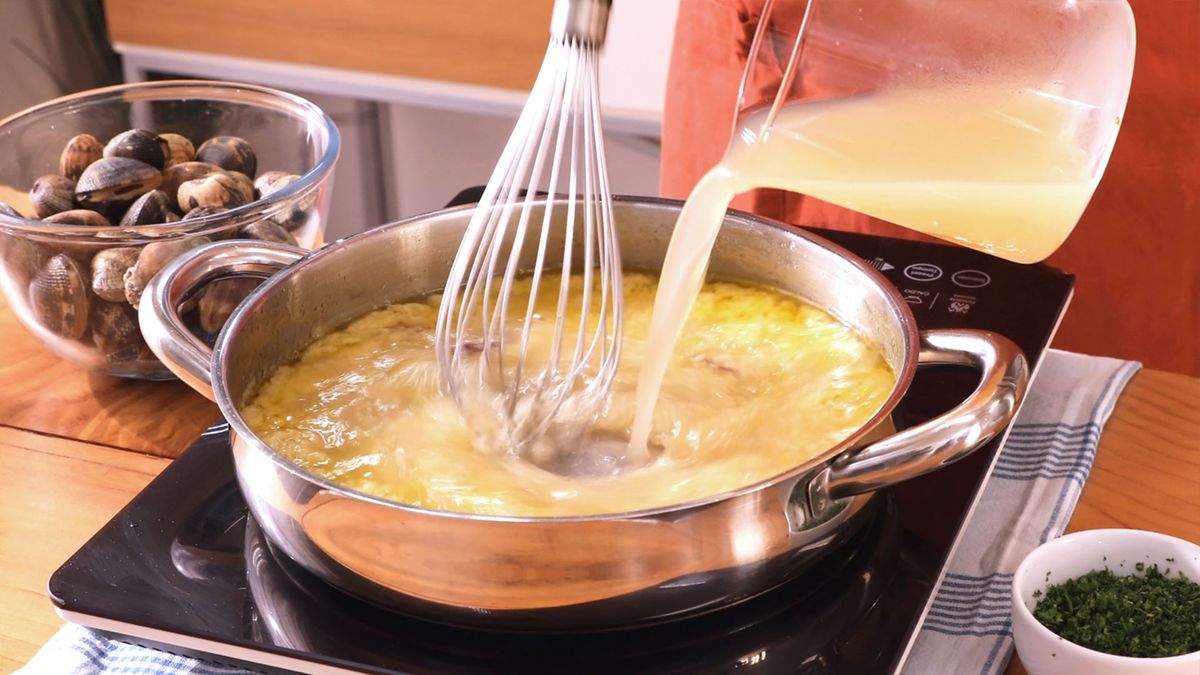 almejas en salsa verde  paso 2