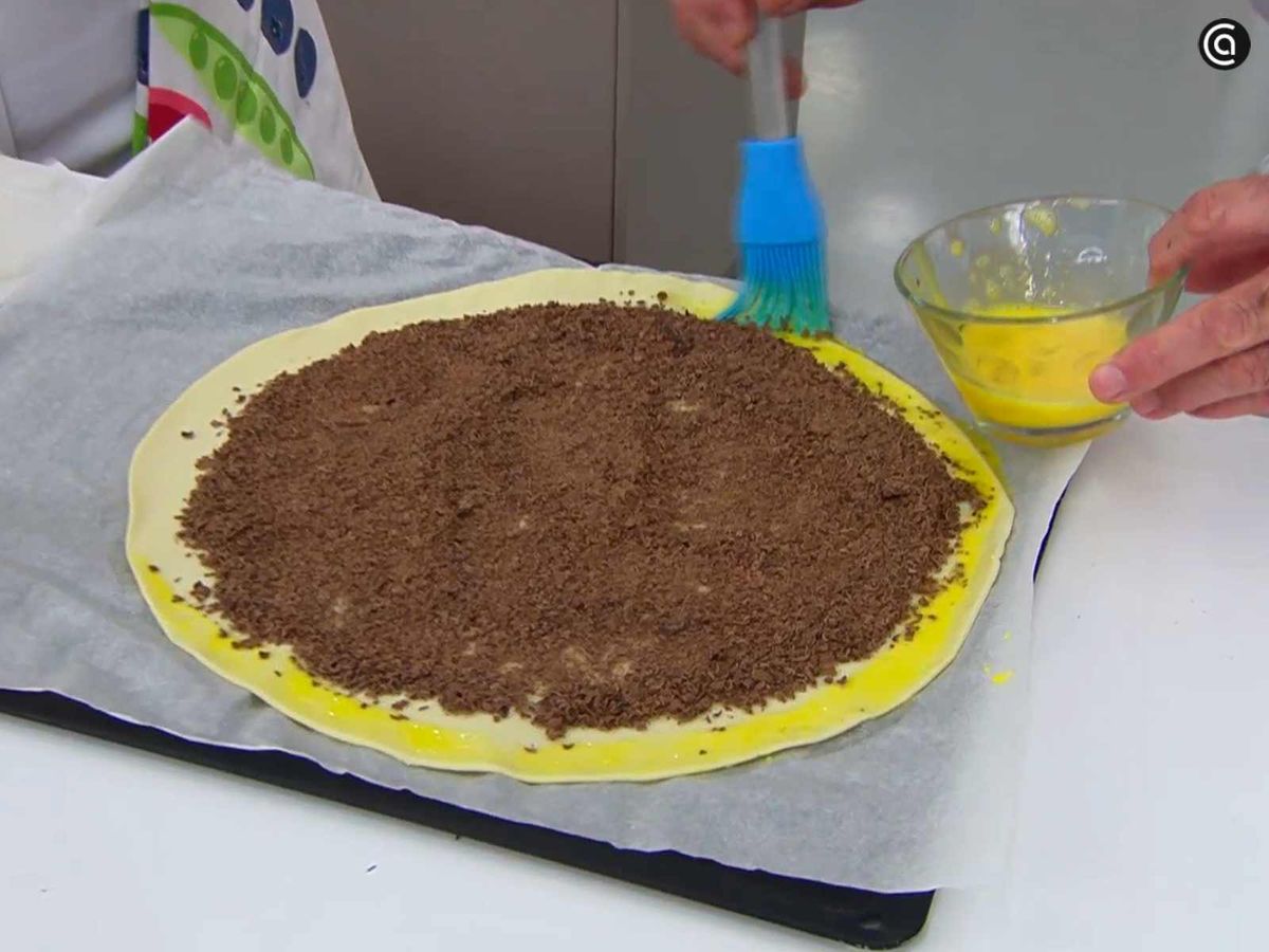 Estrella de hojaldre con chocolate - Paso 2