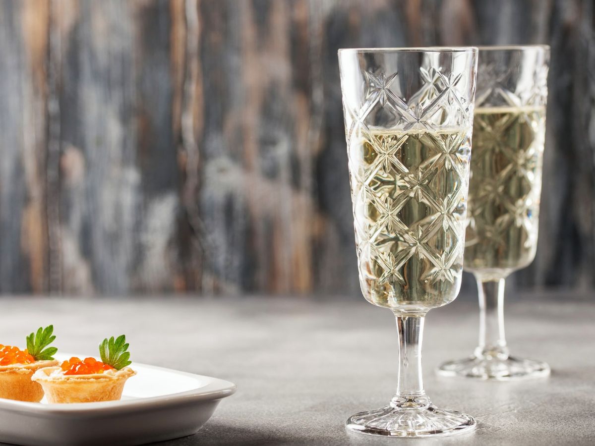 Para hacer cava se recurre mucho a estas tres variedades de uvas: macabeo, xarel·lo y parellada