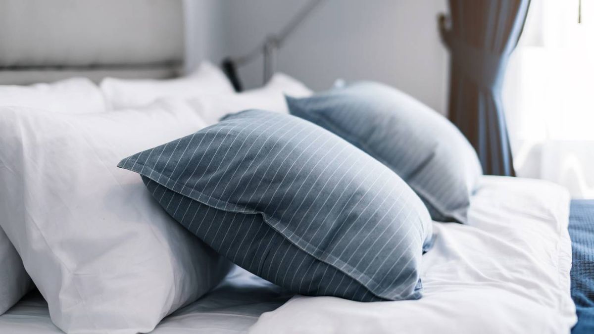 Almohadas con materiales frescos