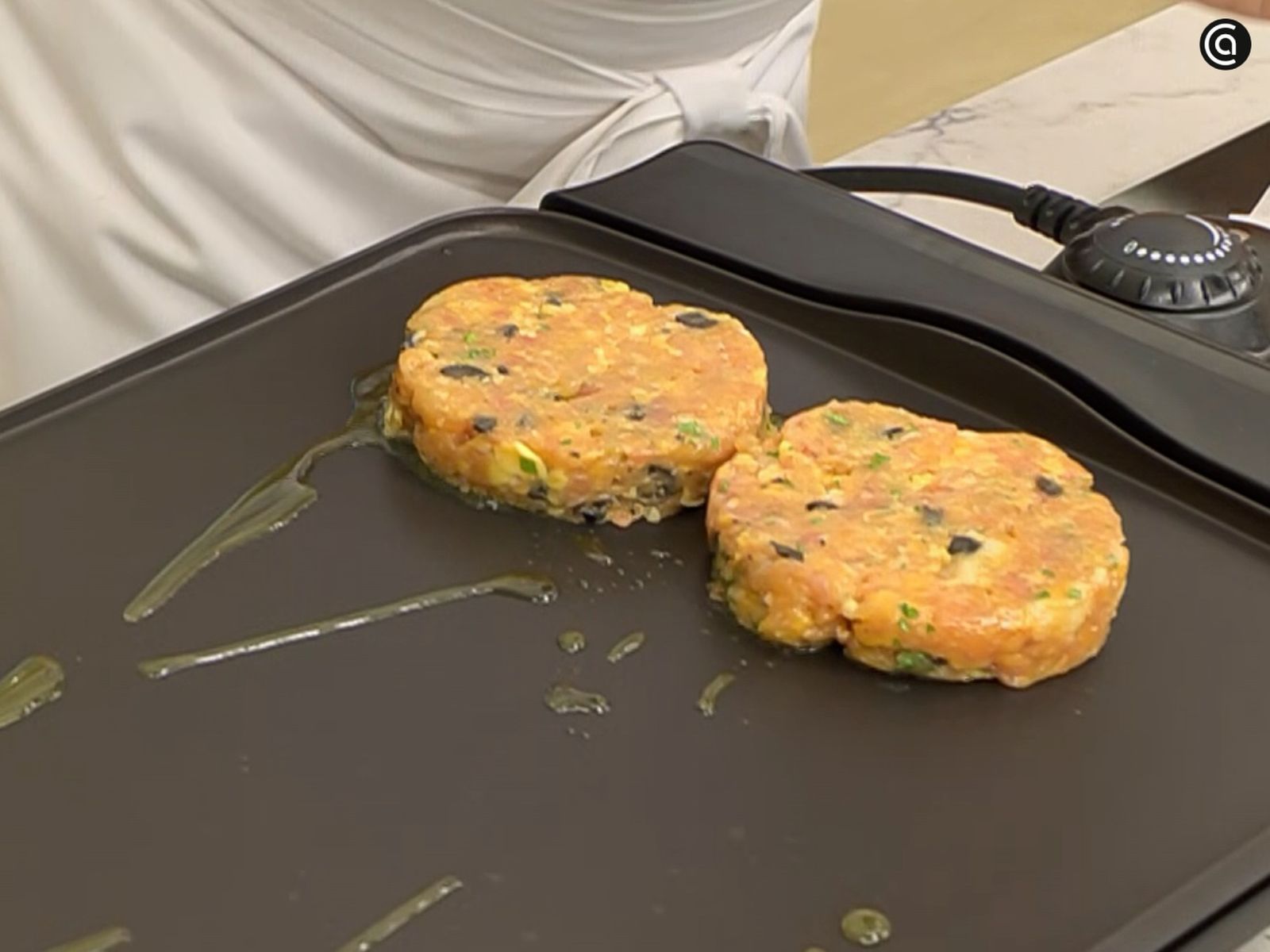 Hamburguesa de pollo con aros de cebolla - paso 5