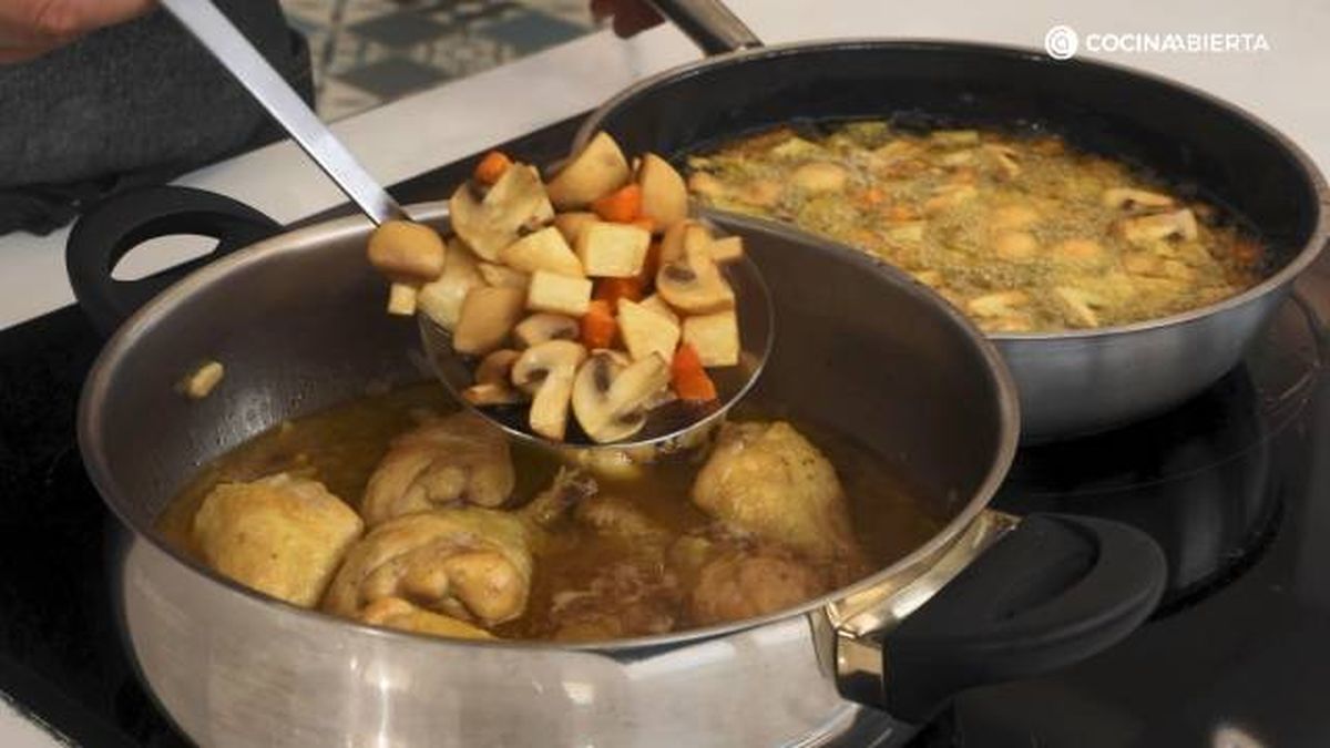 PUBWEBGAL0722 Pollo guisado paso 6