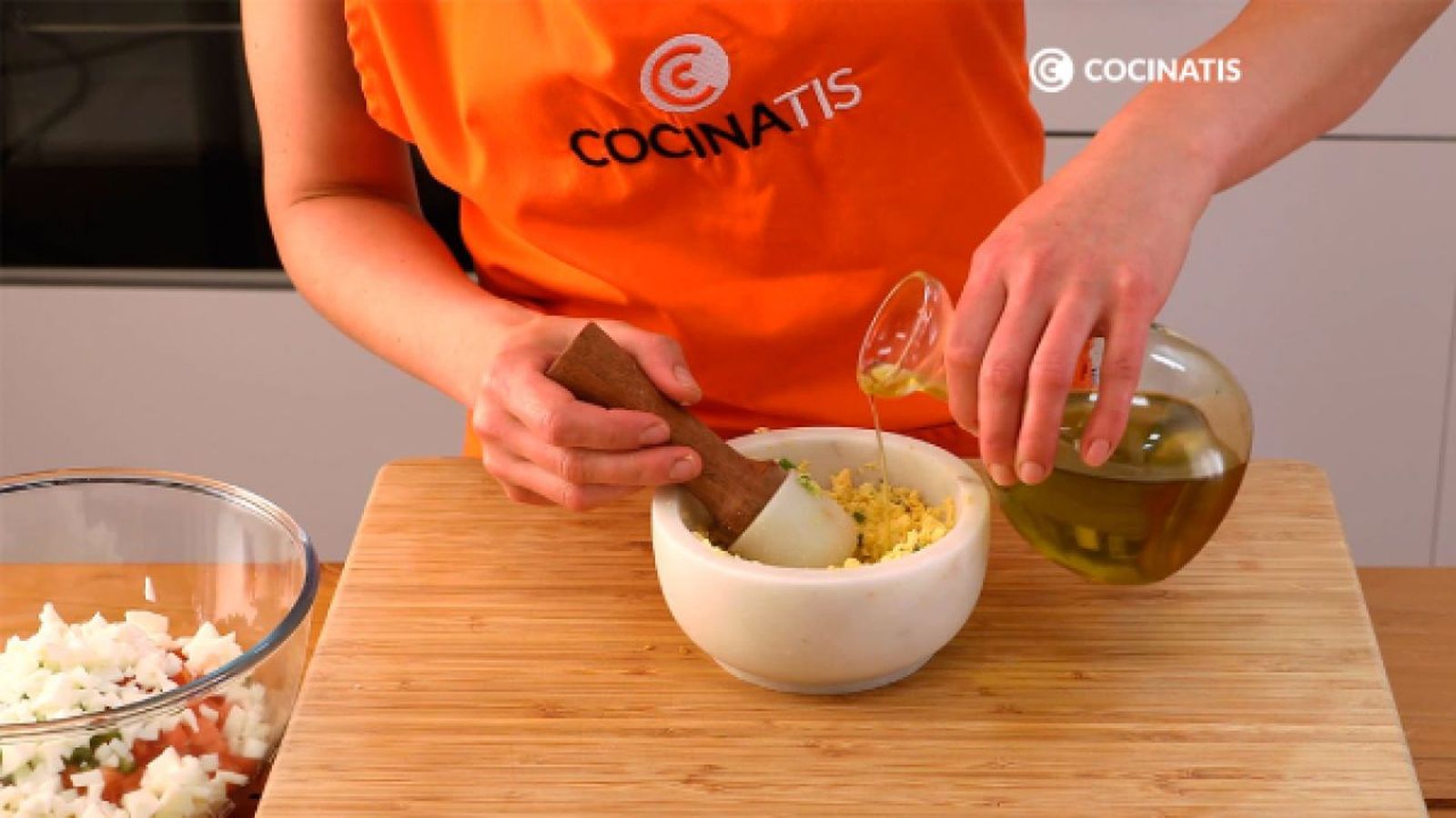Receta de pipirrana, ensalada de tomate y pimiento paso 3 Receta de pipirrana, ensalada de tomate y pimiento paso 3
