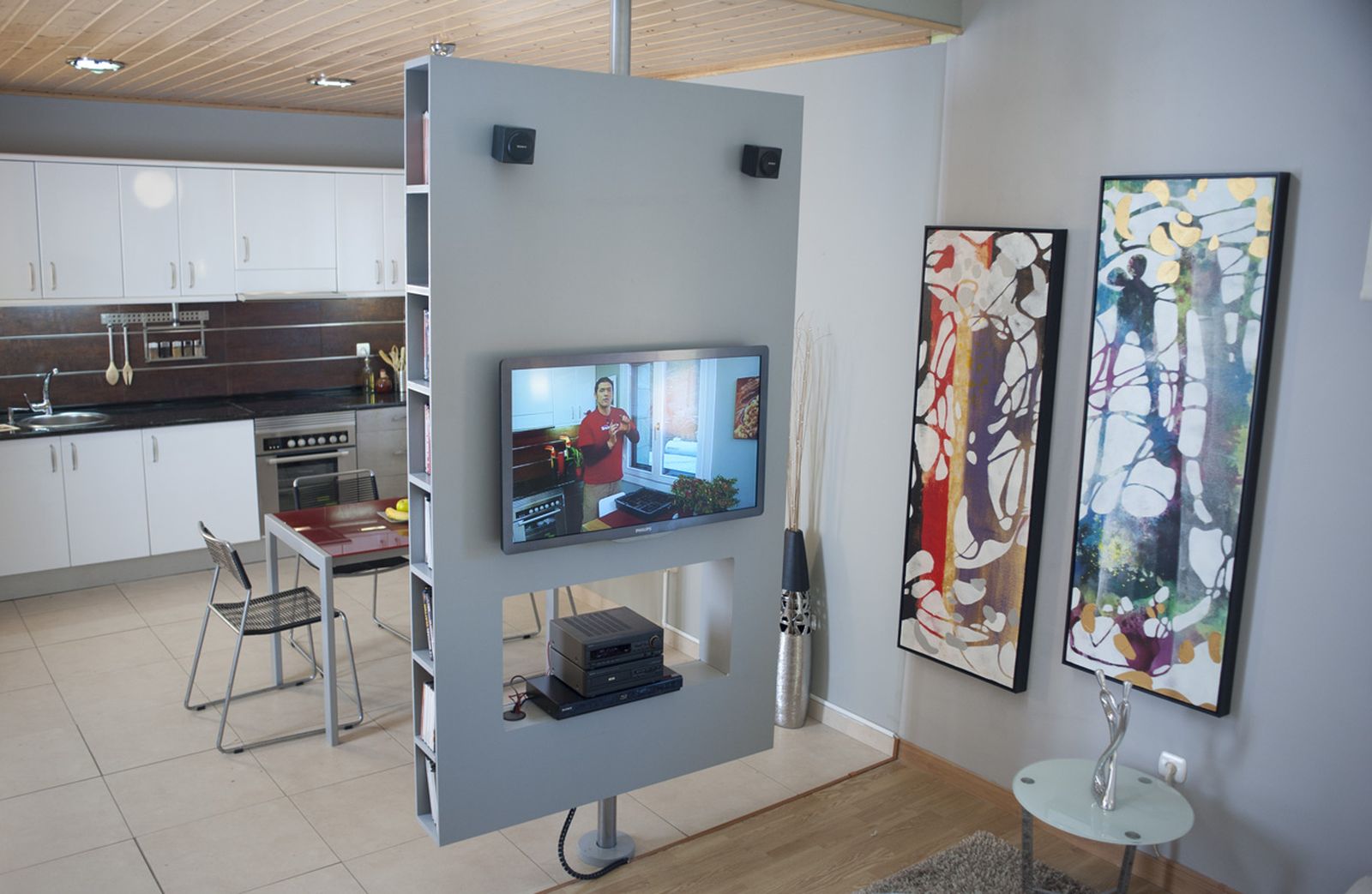 Crear mueble multimedia giratorio