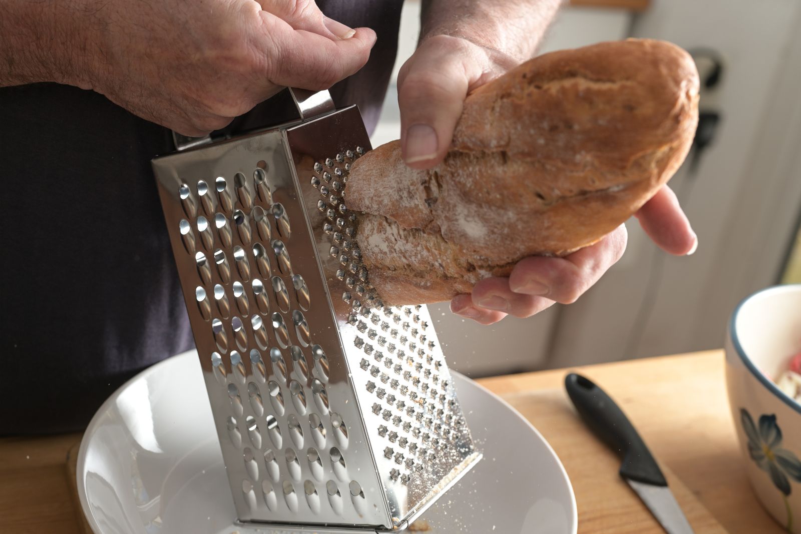 El pan duro se puede aprovechar para muchas recetas