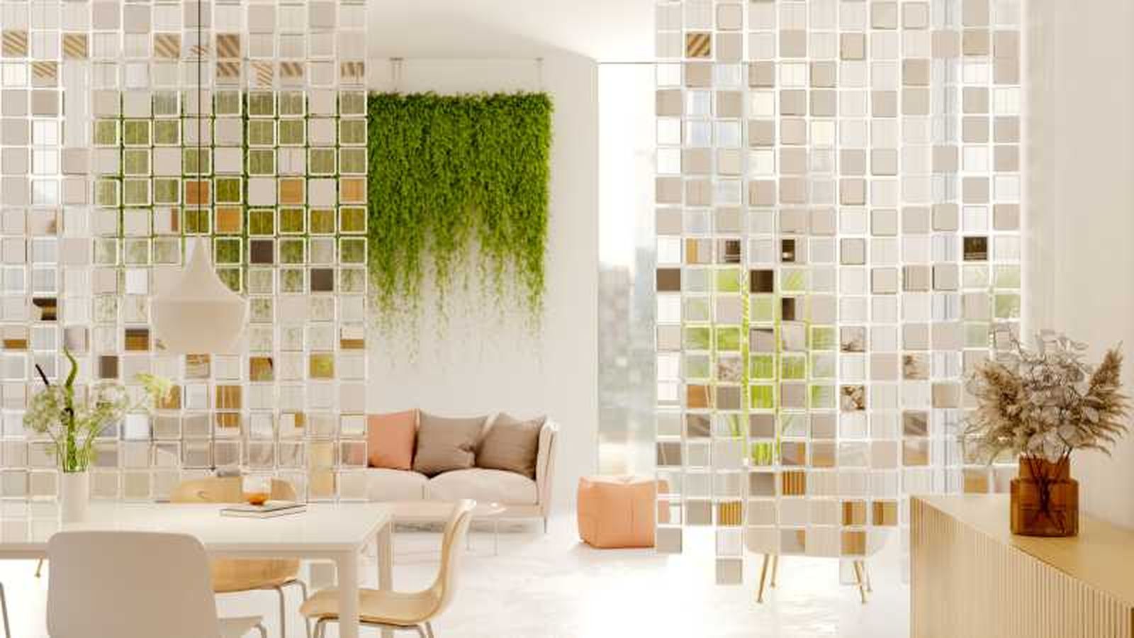 Salón con cortinas de estilo cristal para separar ambientes. Salón con cortinas de estilo cristal para separar ambientes.