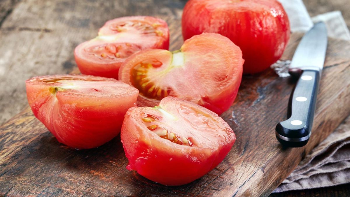 Técnica cómo escaldar tomates