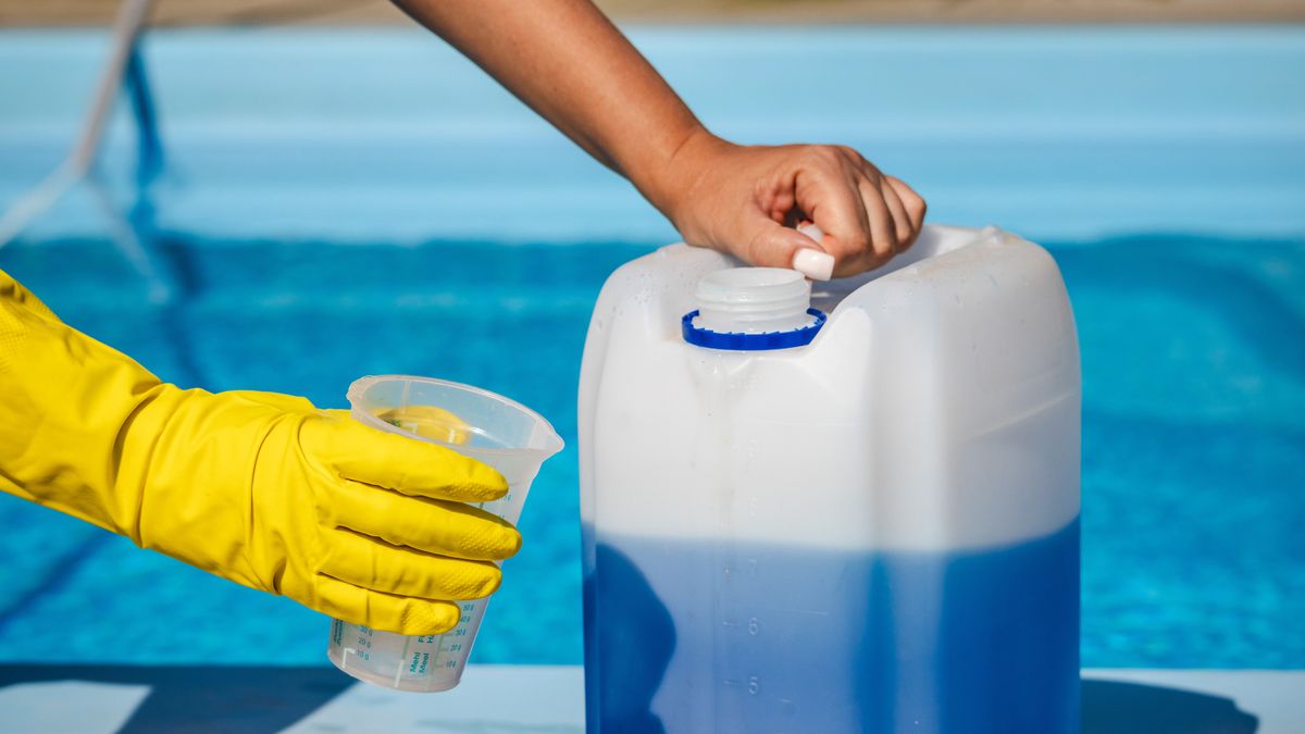 El cloro sirve para desinfectar la piscina