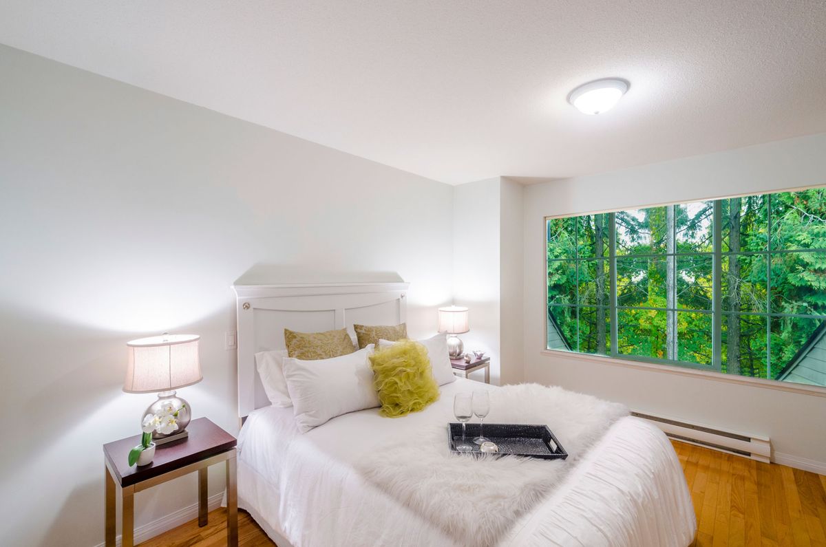 Dormitorio elegante de color blanco 4