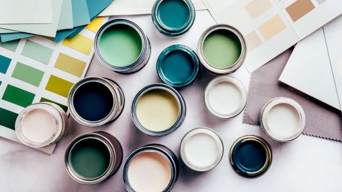 se puede pintar madera con pintura de pared 4