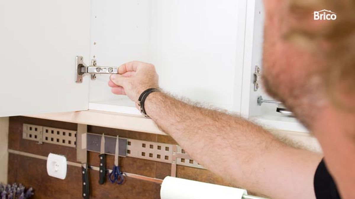 brico 0532 Sustituir puertas cocina paso 13