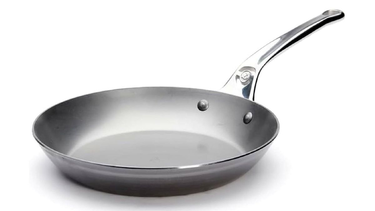 Sartén de hierro para tortilla de patatas