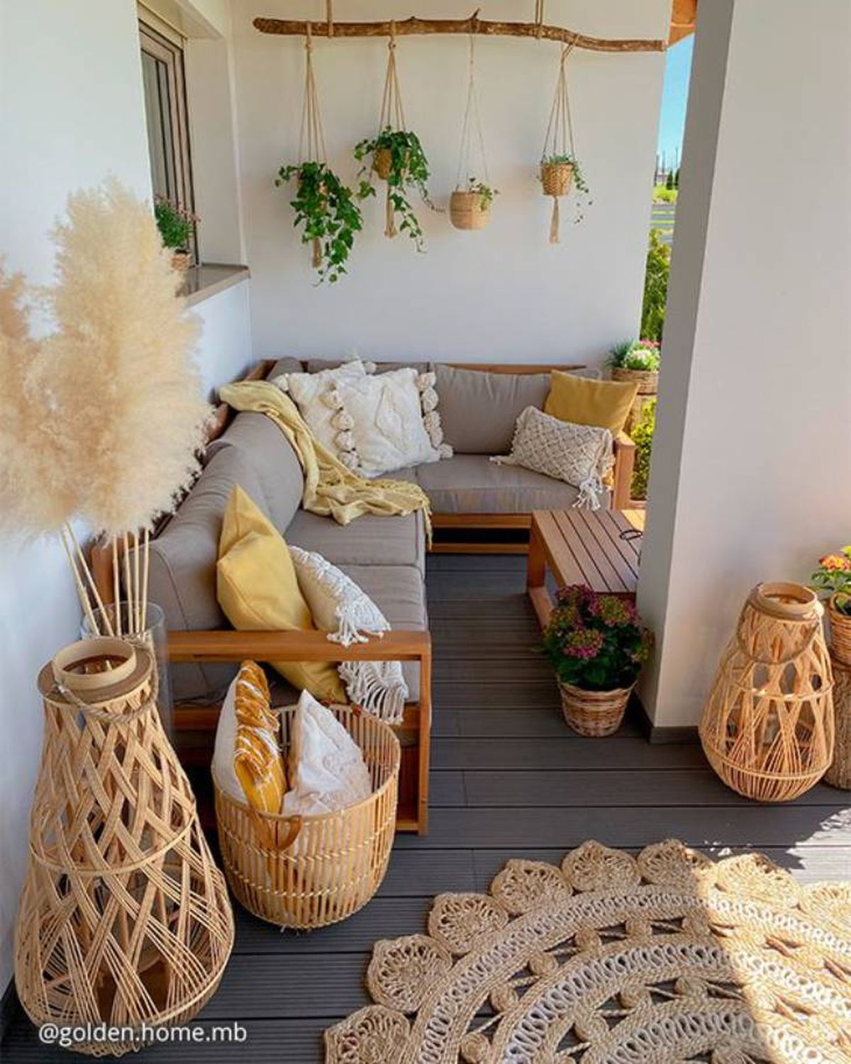 14 balcones maceteros colgantes pinterest Beliani Espana