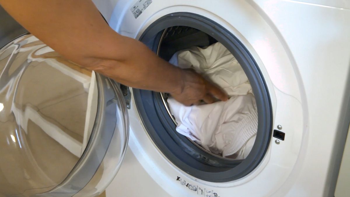 10 como lavar cuellos punos camisas volvone light paso 3