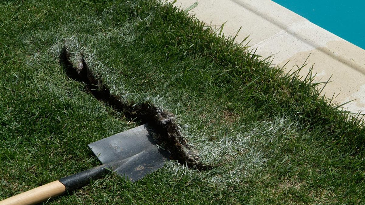 Colocación de escalera en piscina paso 3