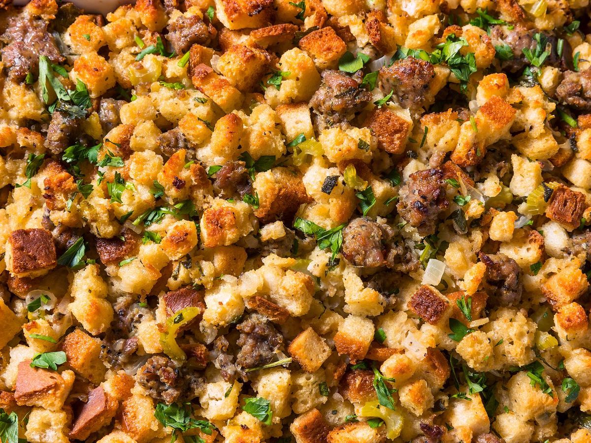 Stuffing de Acción de Gracias con carne picada