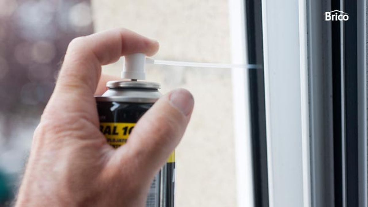 Bricomania 718 Limpieza y mantenimiento de persiana p7