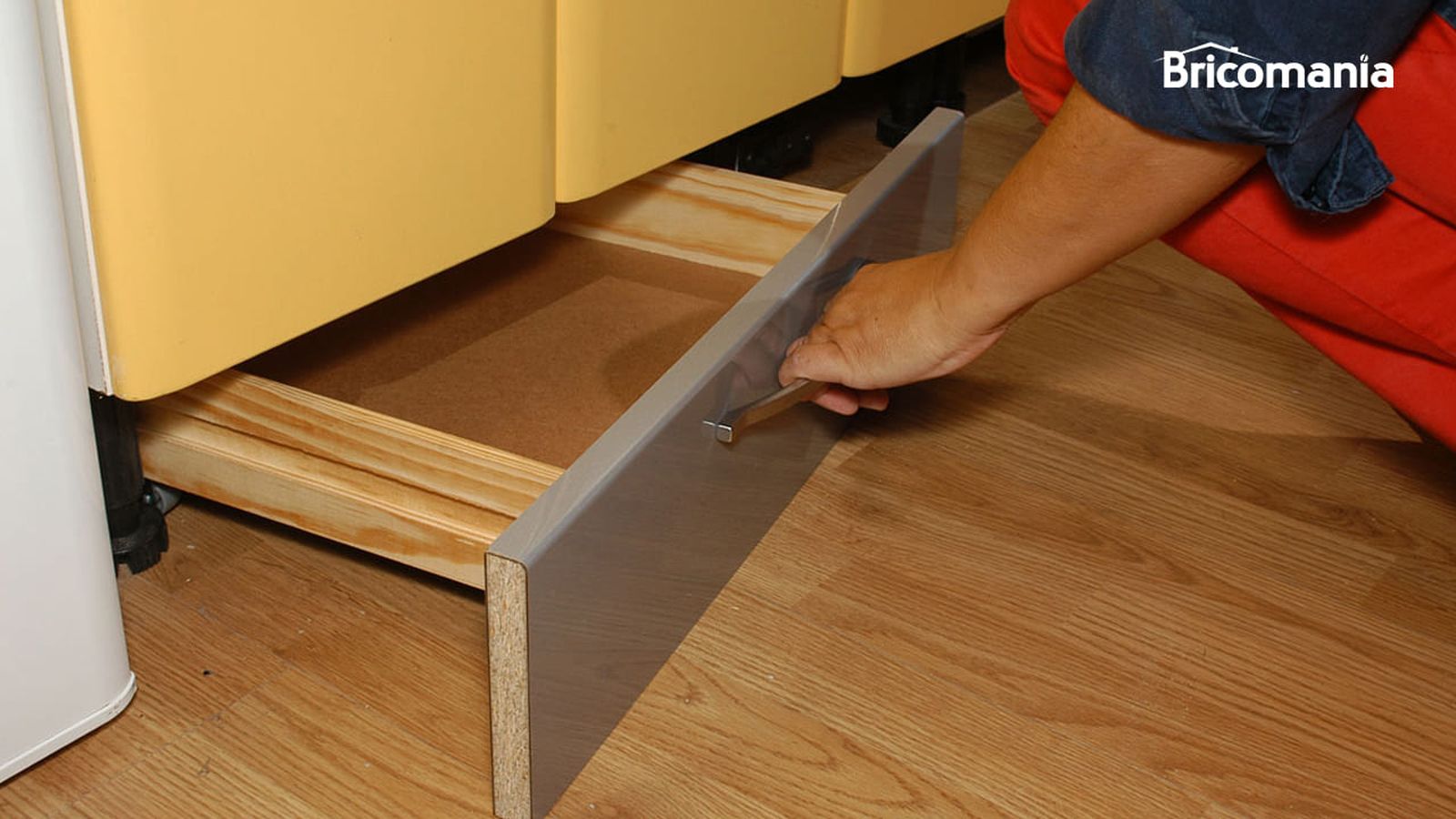 Brico 347 2 cajon zocalo cocina xl