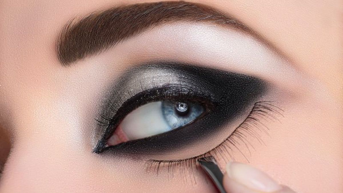 Colocación de las pestañas postizas