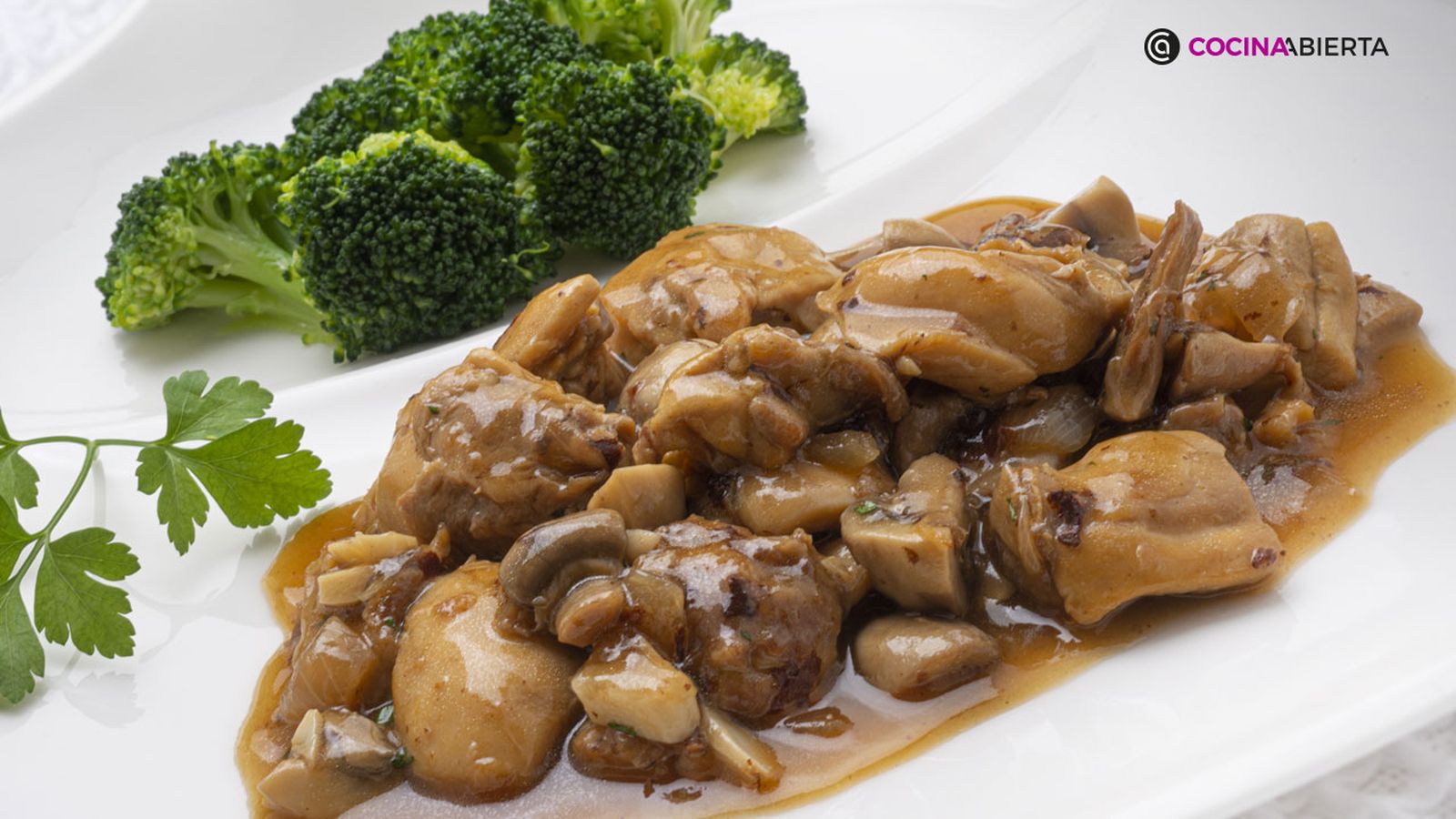 Receta de pollo con champiñones