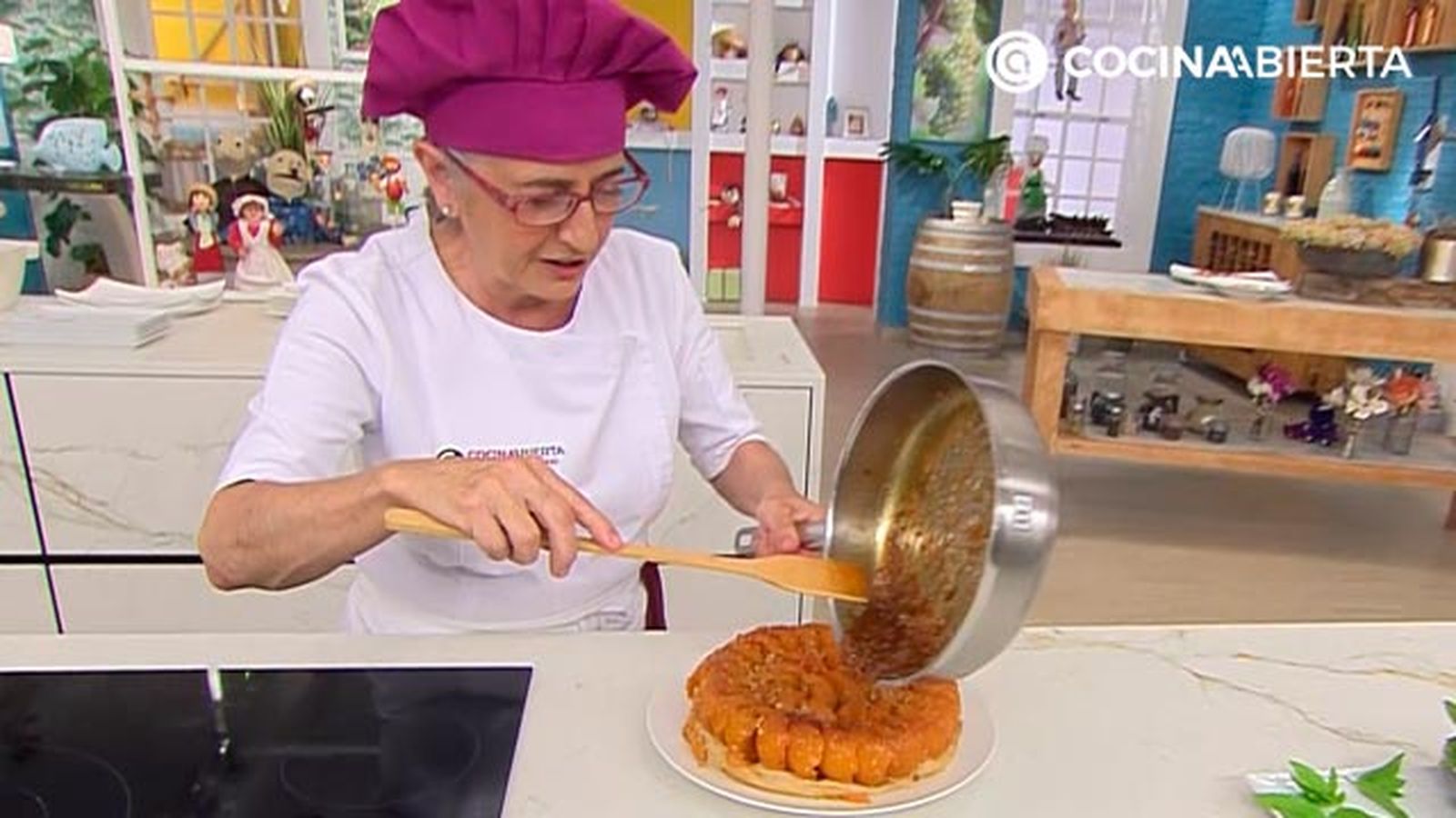 tarta tatin de albaricoques receta autentica eva arguinano karl7810321 paso6 tarta tatin de albaricoques receta autentica eva arguinano karl7810321 paso6