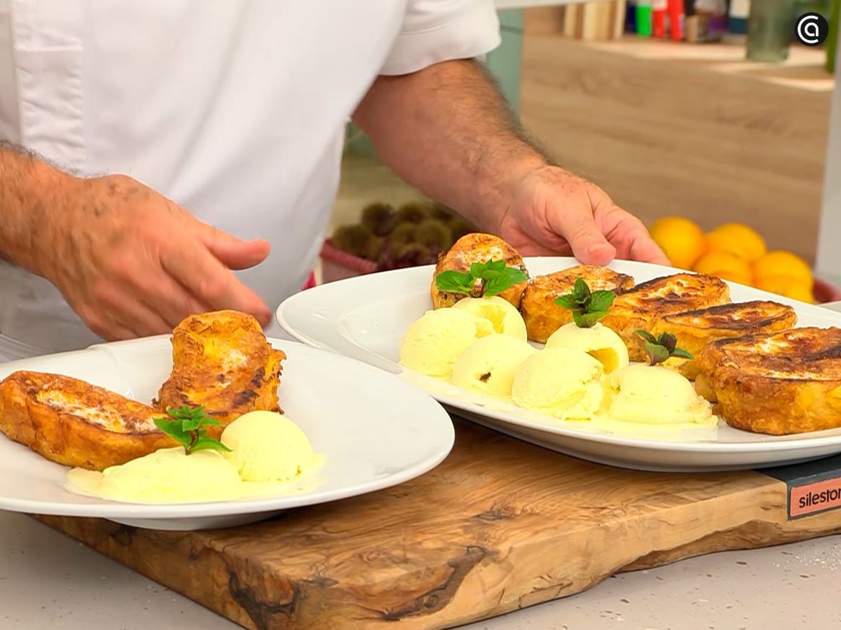 Acompaña con helado de vainilla las torrijas borrachas