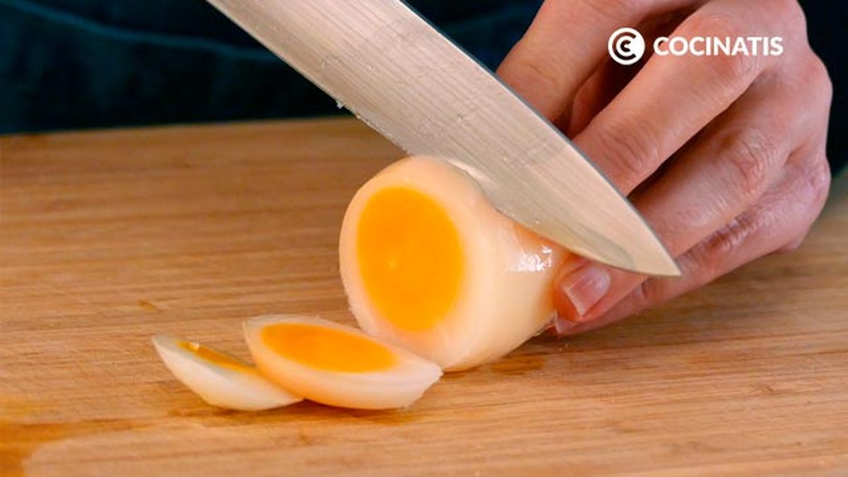 Receta de huevos congelados, el truco para hacer huevos fritos en miniatura  paso 3