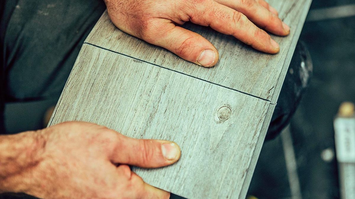 Cómo cambiar el suelo del baño sin obras paso 3