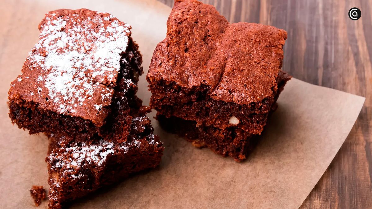 Receta fácil de brownie de chocolate al microondas