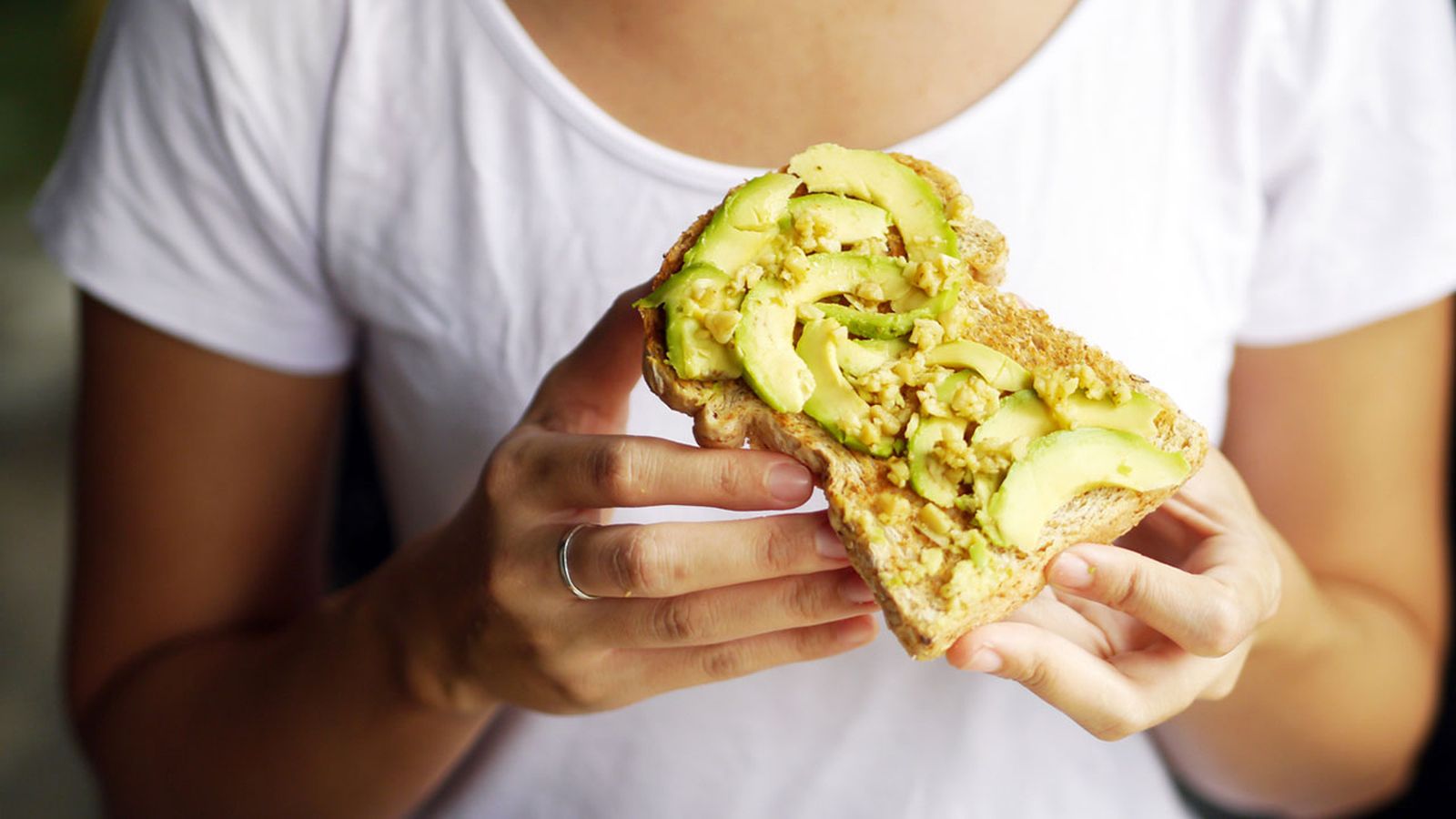 que alimentos tomar para combatir el estrenimiento en verano xl