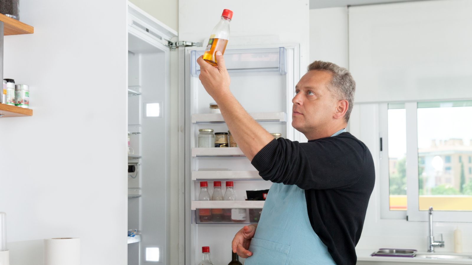 Las puertas de la despensa son perfectas para almacenar botes