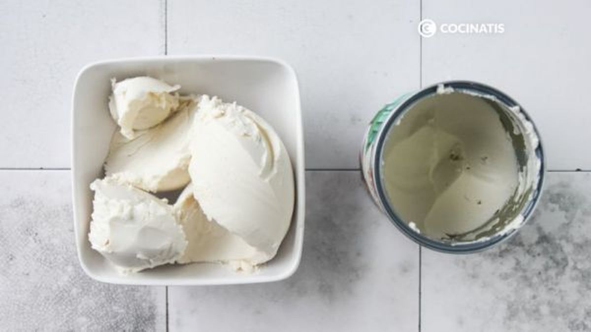 Retiramos la parte sólida de la leche de coco