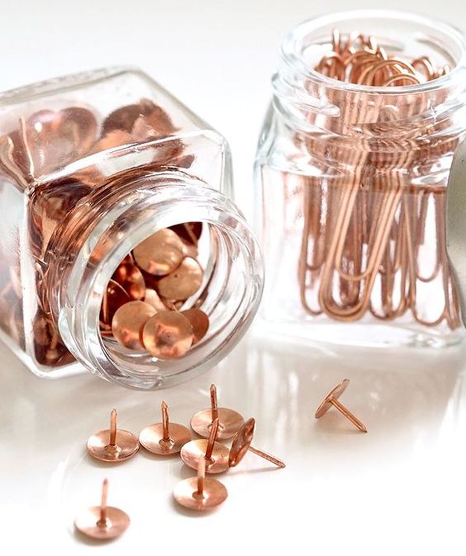 reutilizar frascos vidrio chinchetas y clips pinterest hazte sostenible reutilizar frascos vidrio chinchetas y clips pinterest hazte sostenible