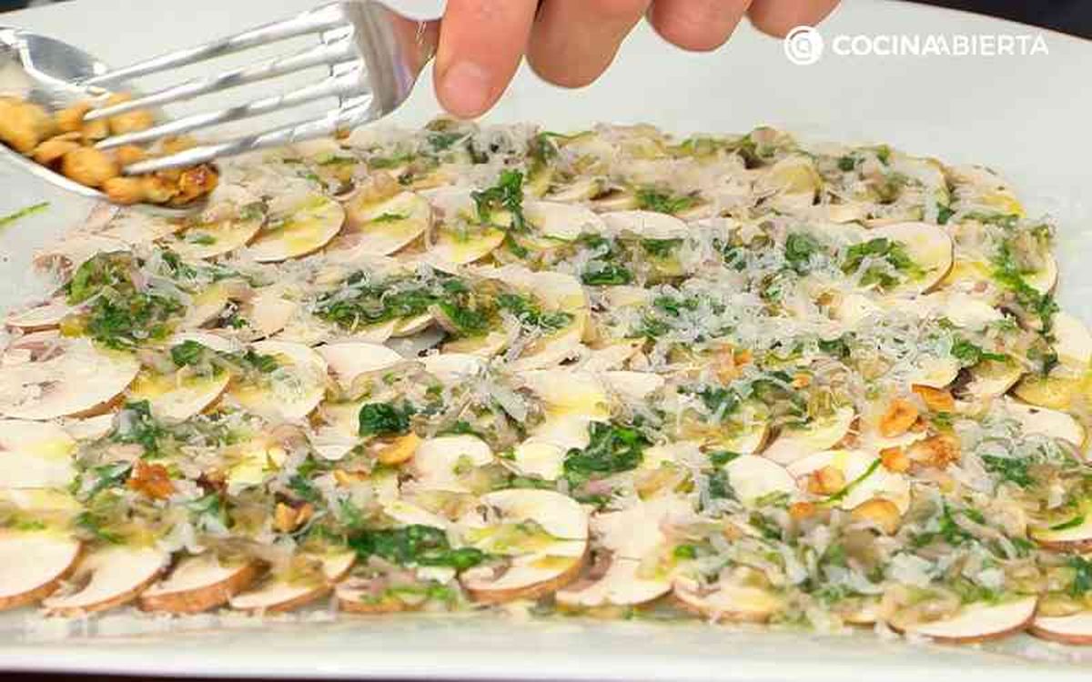 Pon las avellanas tostadas